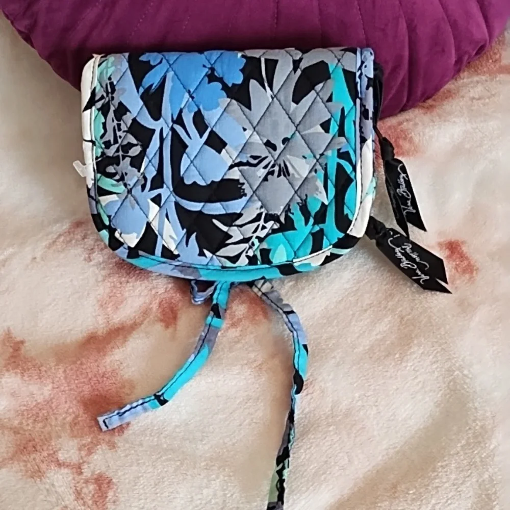 Vera Bradley beautiful nwot